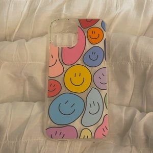 iPhone 12 smiley face phone case
